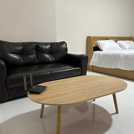 Country Complex Bangna Aparthotel Bangkok Luaran gambar