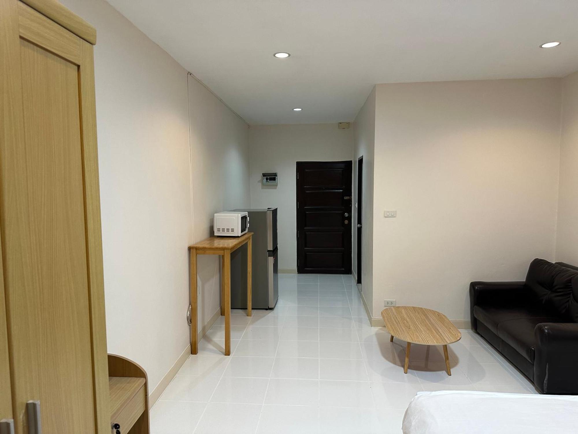 Country Complex Bangna Aparthotel Bangkok Luaran gambar